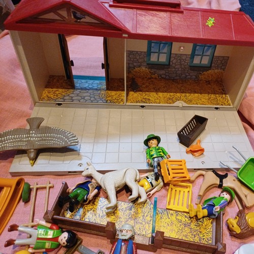 Playmobil farm and people - ,