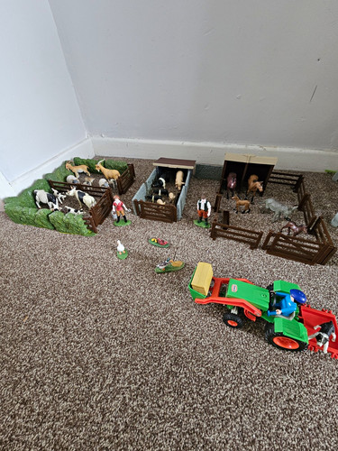 Elc farm with playmobil - farm,
