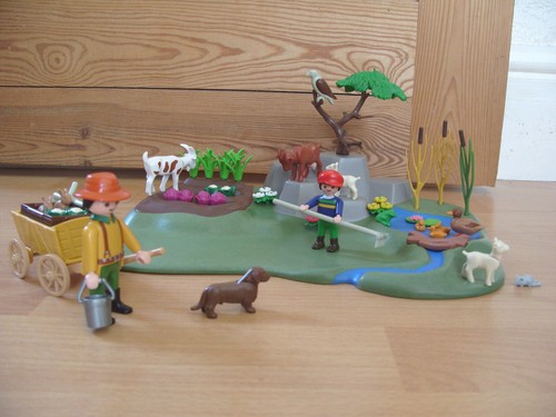 Playmobil 100 complete set - playmobil,