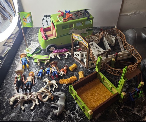 Playmobil horse farm enclosure - playmobil,