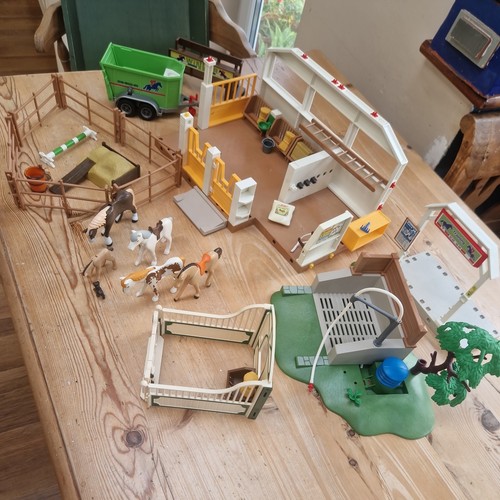 Playmobil pony horse farm - pony,