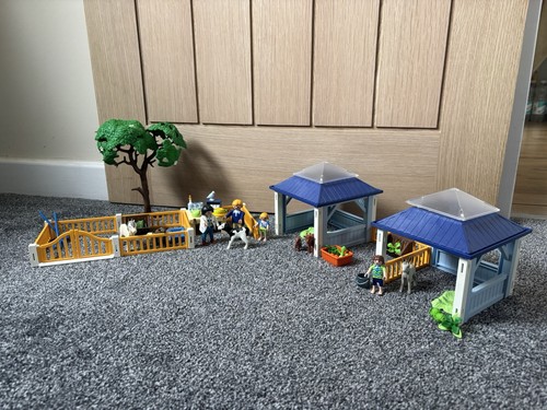 Playmobil farm clinic playset - clinic,